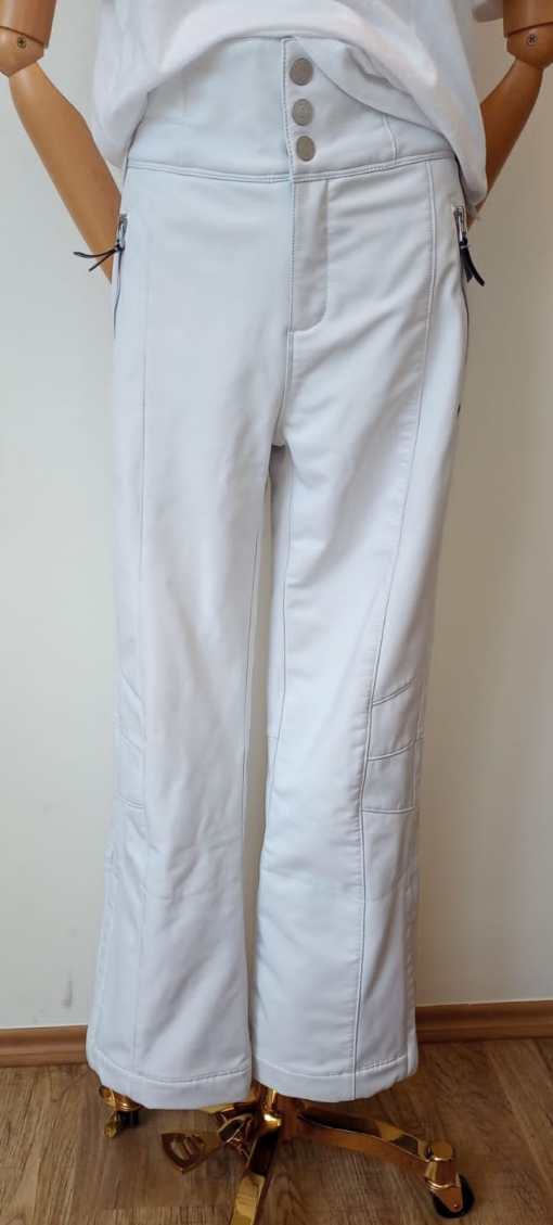 D84151B4-6037-438D-B00B-A4CE1D6283AC